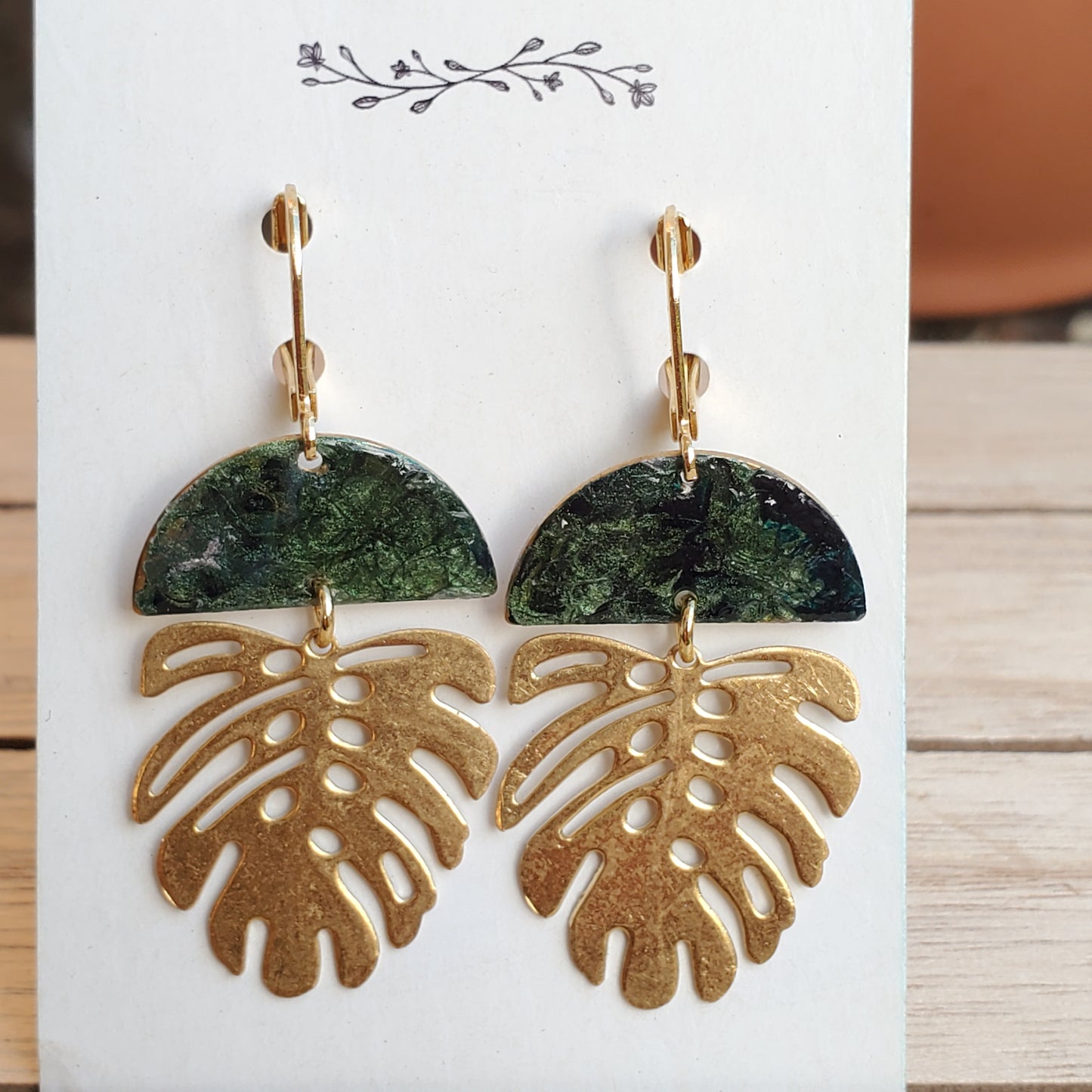 Boucles d'oreilles Monstera verte et bleue